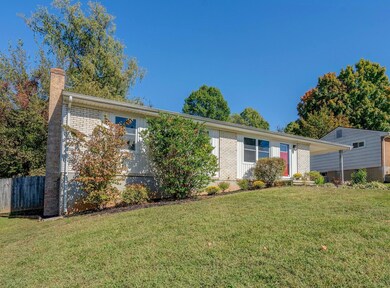 002-329996-DSC00006_07_08_09_10_8322493