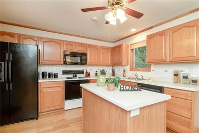 3024 Deep Woods Ct, Des Moines, IA 50320 - photo 3