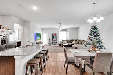 13748 Blackburn Ave, Horizon City, TX 79928 - photo 4