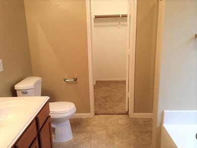 9326 Wolcott Park Ln, Houston, TX 77075 - photo 7