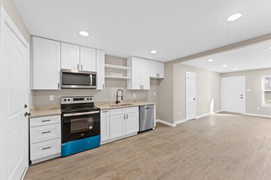 Sleek and chic stainless steel appliances and beau