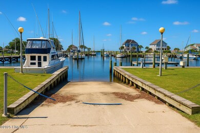 409 Island Dr unit 45, Beaufort, NC 28516 - photo 3