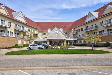 917 W Savidge St #11, Spring Lake-7