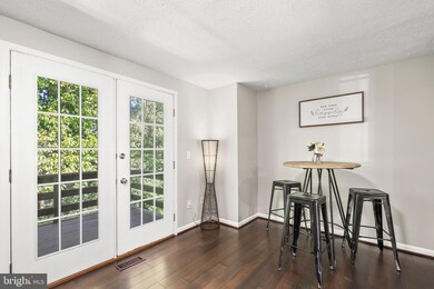 1937 Belmont Ridge Ct, Reston, VA 20191 - photo 5