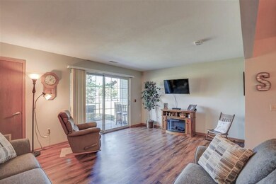 909 Park St unit 101, Oregon, WI 53575 - photo 2