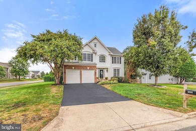 12200 Emory Falls Ct, Bristow, VA 20136 - photo 3