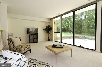 4974 Sentinel Dr unit 13101, Bethesda, MD 20816 - photo 4