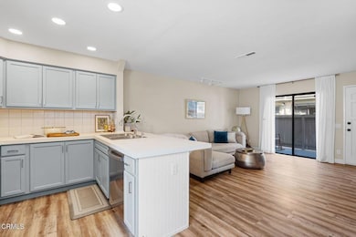 551 S E St, Oxnard, CA 93030 - photo 6