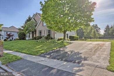 1710 Tenby Dr, Hershey, PA 17033 - photo 2