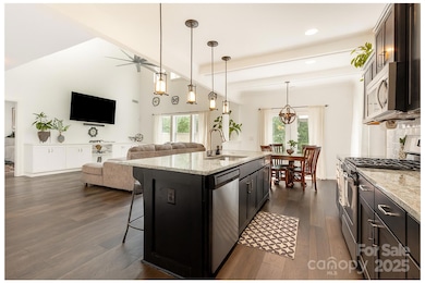 1227 Clover Ln, Matthews, NC 28104 - photo 2