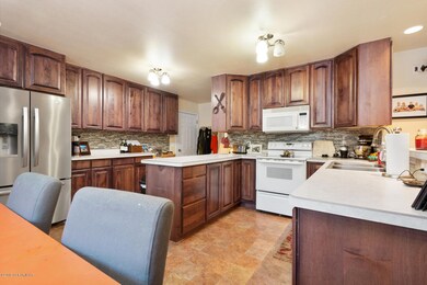 282 E Bayview Ave Homer AK-large-007-10-