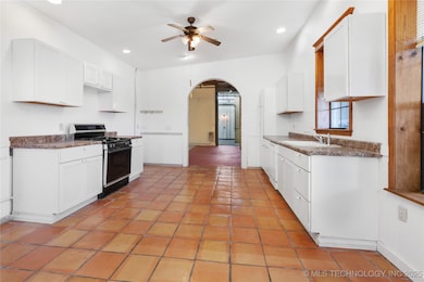 808 SE 15th St, Wagoner, OK 74467 - photo 4