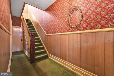 405 N Warren St, Orwigsburg, PA 17961 - photo 3