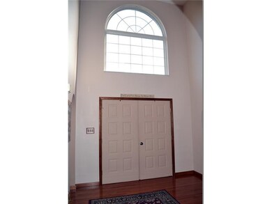 Entry/Foyer.