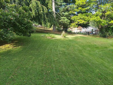 308 Peach Blossom Ct unit 1, Johnson City, TN 37604 - photo 2