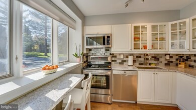 200 S Roberts Rd unit E5, Bryn Mawr, PA 19010 - photo 6