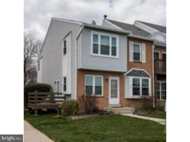 814 Northridge Dr, Norristown, PA 19403 - photo 2