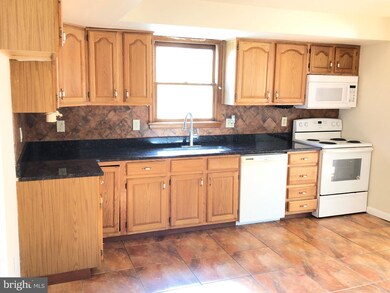 612 Mantua Ave, Paulsboro, NJ 08066 - photo 3