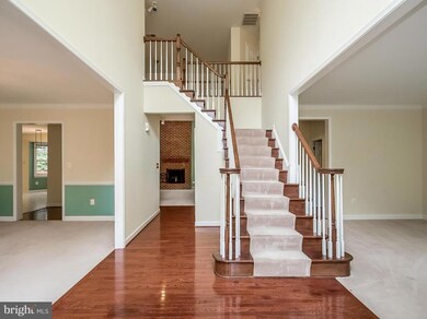 5707 Greenview Ln, Warrenton, VA 20187 - photo 2