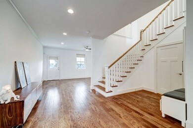 930 Dunbar St, Houston, TX 77009 - photo 5