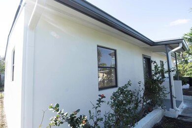 924 NW 11th Ct, Fort Lauderdale, FL 33311 - photo 2