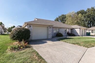 1326 Swan Dr, Franklin, IN 46131 - photo 2