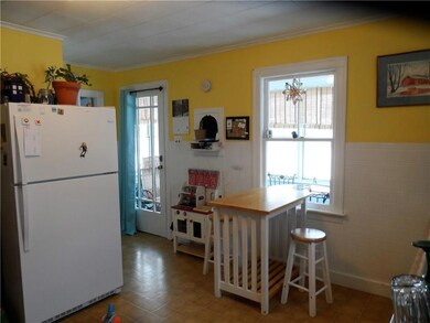 81 Oakland St, Waterville, ME 04901 - photo 6