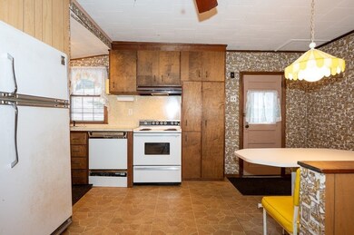 48 Stevens Park Rd, Charlton, MA 01507 - photo 7