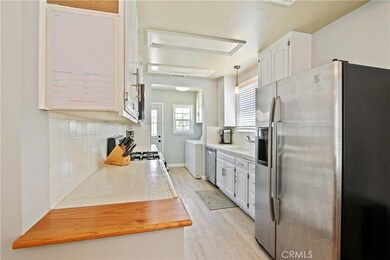 3733 Deerford St, Lakewood, CA 90712 - photo 4