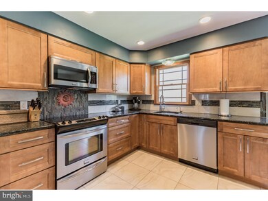 648 Heritage Rd, Sewell, NJ 08080 - photo 6