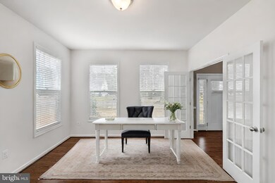 108 Saratoga Woods Ln, Stafford, VA 22556 - photo 2