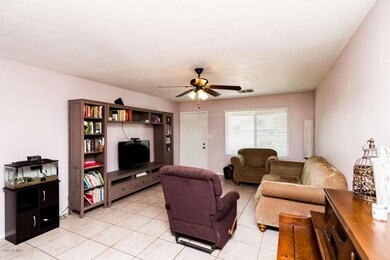 338_W_Princeton_Ave_AZ-25