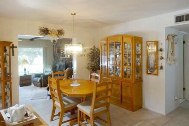 07-Dining Room