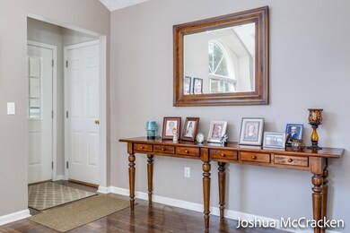 365 River Place unit 9, Lowell, MI 49331 - photo 4