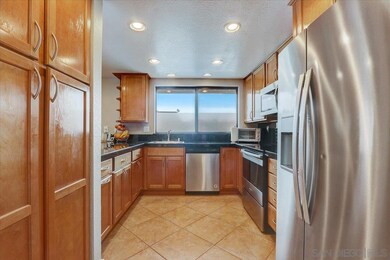 4084 Crystal Dawn Ln unit 201, San Diego, CA 92122 - photo 7