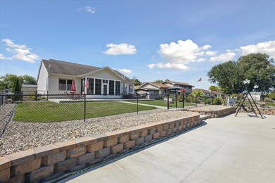 34-68397-George-Smith-Ct-Edwardsburg-MI-