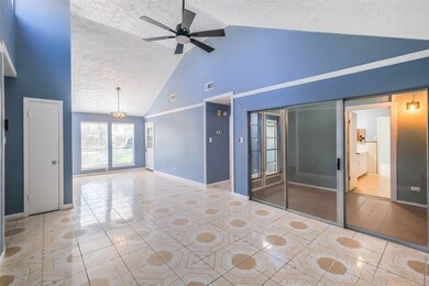 13219 Fountaincrest Ct, Houston, TX 77041 - photo 5