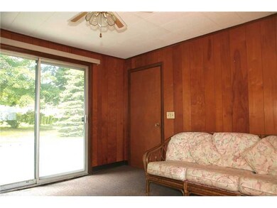 3 Elmhurst Dr, Greenville, RI 02828 - photo 2