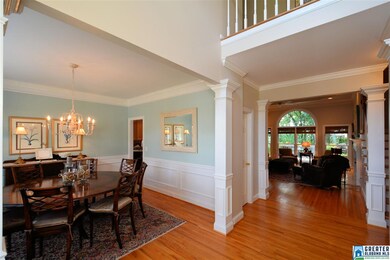 Spacious size for family gatherings!