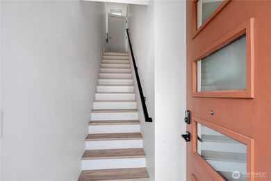 1300 E Remington Ct unit B, Seattle, WA 98122 - photo 4