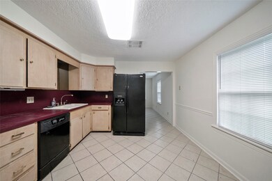 7820 Melrose St, Houston, TX 77022 - photo 6