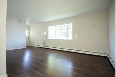 78 Crestview LR2