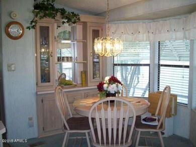 diningroom-640