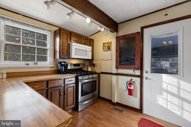 39 Gilbert Ave, Westville, NJ 08093 - photo 4