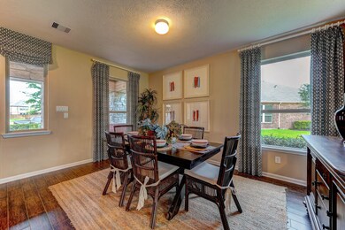 1607 Crown Point Ct, Richmond, TX 77469 - photo 7