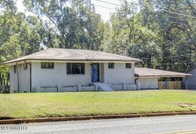 767 W Commerce St, Hernando, MS 38632 - photo 2