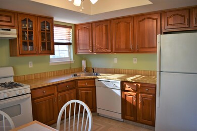 207 Yorkshire Ct, Old Bridge, NJ 08857 - photo 5
