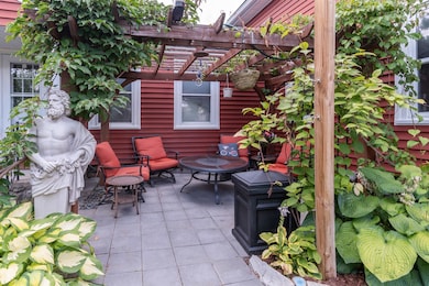 102 Tolles St, Nashua, NH 03064 - photo 3