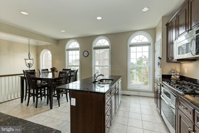 14553 Crossfield Way, Woodbridge, VA 22191 - photo 4