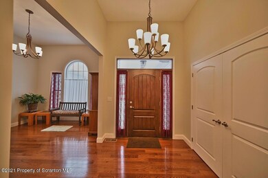112 Falcon Ln, Archbald, PA 18403 - photo 4